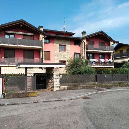 Casa Erri Apartment Brusaporto Exterior photo